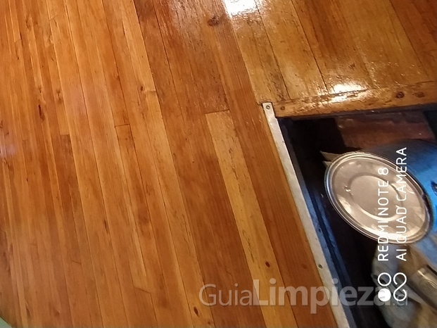 Restauración y vitrificado de piso