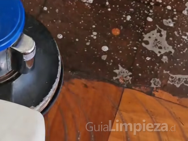 Limpieza y decapado de